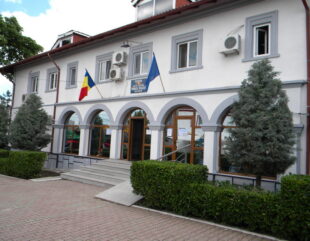Suspiciune de risipă a banului public la Primăria Năvodari