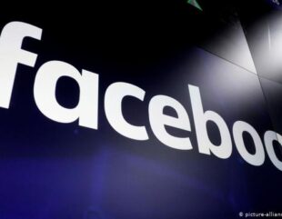 Facebook suspendă mai multe conturi prin care se manipula opinia publică