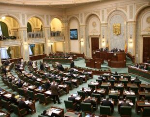 Statul vrea propriul sistem de email! Senatul a votat un proiect care interzice folosirea acestor platforme comerciale pentru comunicarea administrativă