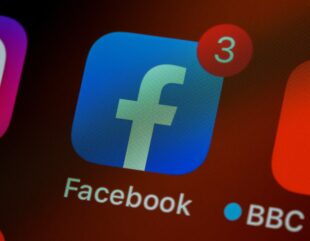 Facebook va combate dezinformarea COVID-19 direct cu notificări către utilizatori