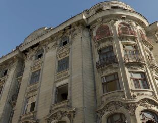 Casa Embiricos, pe punctul de a se prăbuși