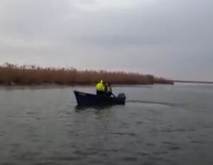 Două ambarcațiuni s-au ciocnit în Delta Dunării. Un tânăr de 29 de ani a ajuns la spital
