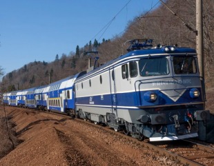 În așteptarea TGV-ului de Titu!