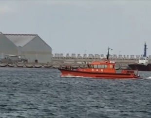 Marinar cu probleme medicale, preluat de urgență de ARSVOM