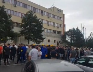 Protest spontan la Petromidia