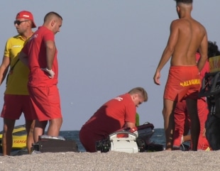 Alertă! Persoană scoasă din mare inconștientă, pe plaja  din Eforie Sud
