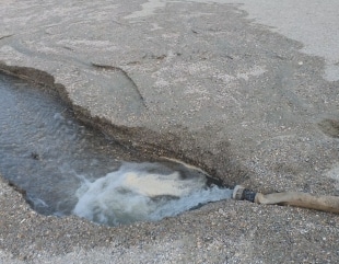 Deversau ape uzate direct pe plajă