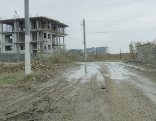 Mamaia Sat înecată în noroaie