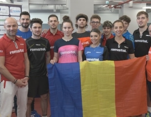 Plâng de fiecare dată când le cântă imnul