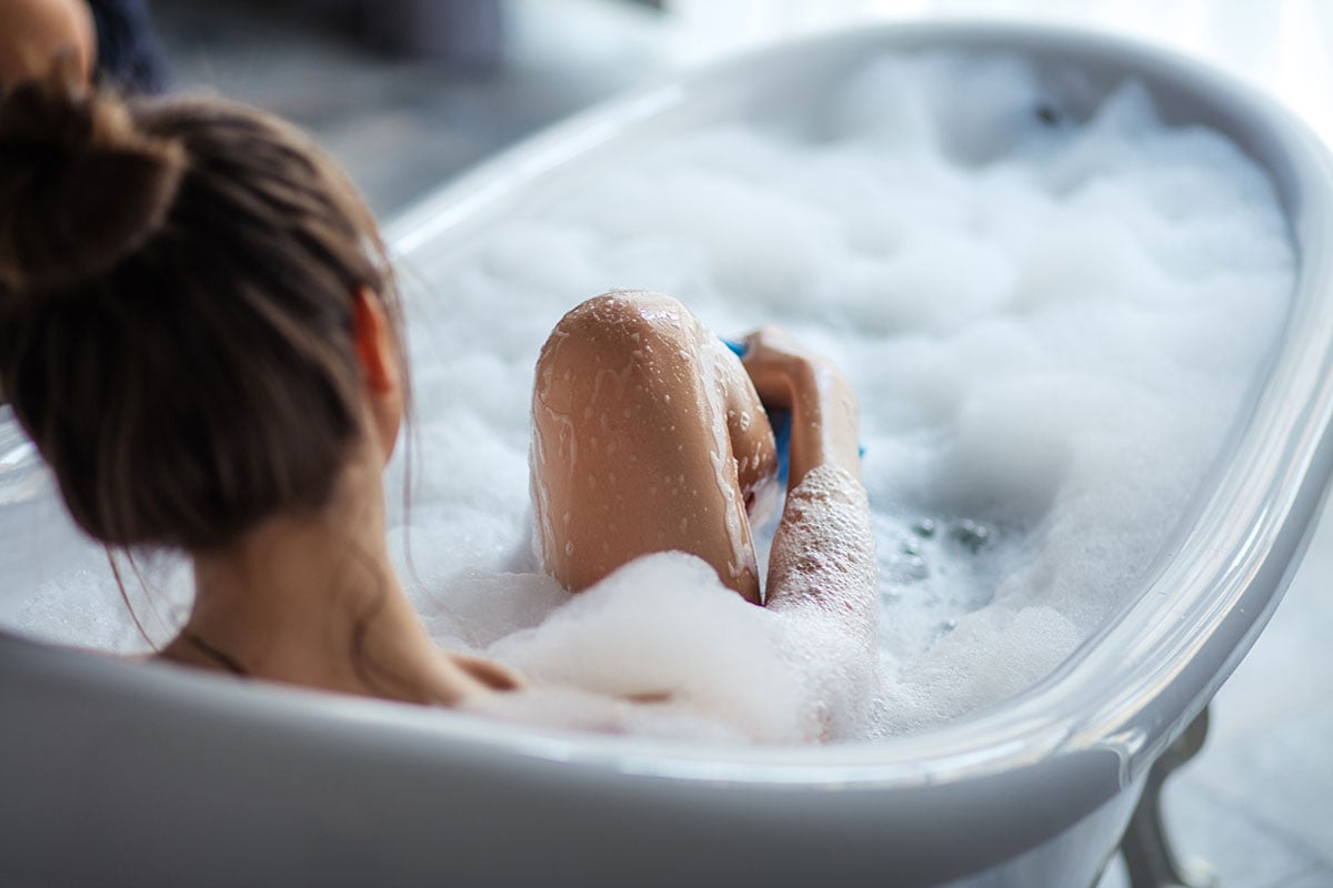 ‘Do not have a long bath!’ Doctor’s health warning – the time to spend bathing