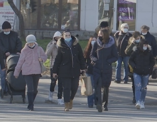 Tot mai multe cazuri de „super-gripă” în România. Specialiştii recomandă persoanelor cu risc crescut de boală să se vaccineze antigripal „fără întârziere”