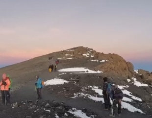 Norris Măgeanu a cucerit Kilimanjaro!