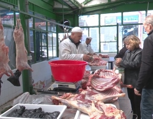 Carnea de miel, mai scumpă