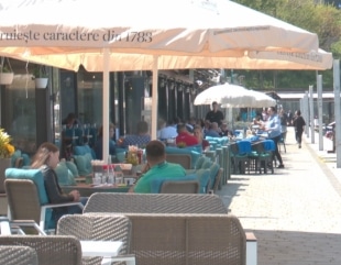 Bronz și bălăceală în luna Mai