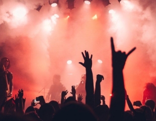 Singurul festival de rock alternativ se desfășoară în acest weekend, pe litoral