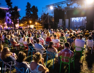 Ultima săptămână de spectacole în aer liber