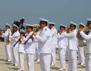 Spectacol de fanfară cu militari români și americani