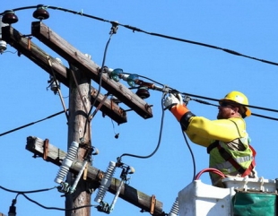 O biserică și o școală din Constanța, fără curent electric. Cine va mai fi afectat