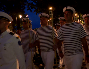 Dans și voie bună de Ziua Marinei