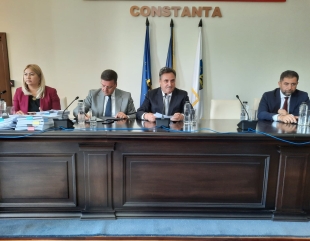 Săgeți la vârful CJ Constanța