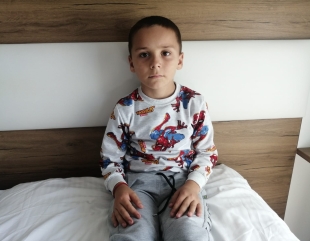 La doar 7 ani se luptă cu un balaur invizibil. Arma secretă a bătăliei cu cancerul