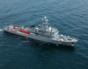 Dragorul Forțelor Navale lovit de o mină marină