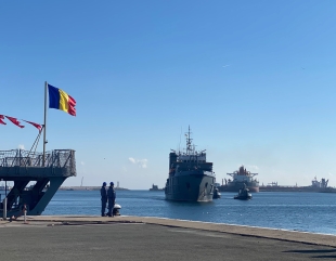Înapoi acasă, după o misiune în Atlantic