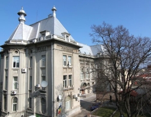 Arhiepiscopia cere ajutor pentru refacerea Palatului
