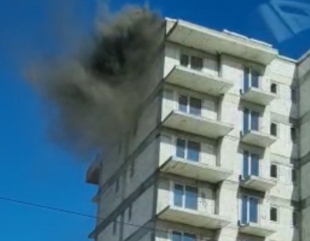 Cumpăna: Incendiu la un bloc construit de fiul lui Cristi Borcea