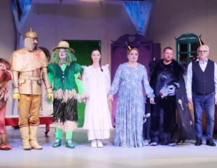 Dorothy în lumea lui Oz, pe scena Teatrului pentru Copii