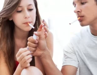Amenzi pentru minorii care fumează