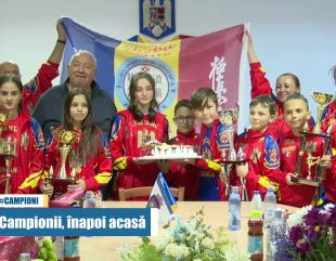 Campionii, înapoi acasă