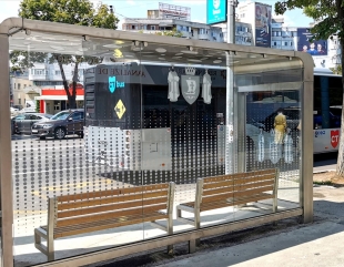50 de refugii de autobuz, montate în Constanța