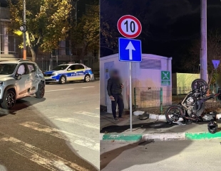 Accident cu motocicletă. Două persoane, la Urgență