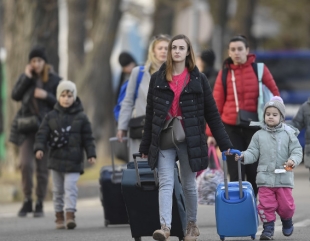 Refugiații ucraineni riscă să fie dați afară din casele închiriate
