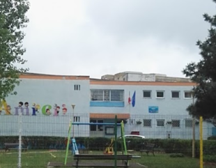 Bani publici risipiți pe dotarea neadecvată a unei grădinițe