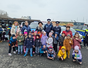Copiii din Constanța, polițiști pentru o zi
