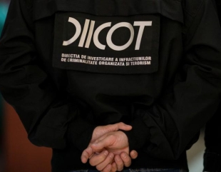 Arestați pentru pornografie infantilă și trafic de droguri