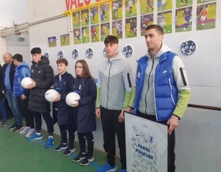 O nouă acțiune a Farului în școli