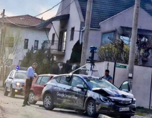 Mașina Google Street View, accident la Ovidiu