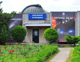 Seară de observații astronomice, la Planetariu