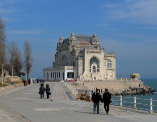 Cod galben de ploi până la ora 18:00. Cum va fi vremea în weekend?
