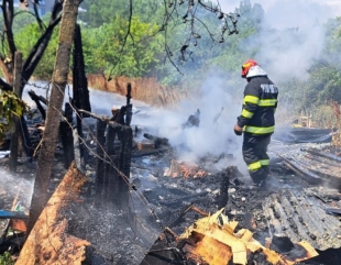 Incendiu într-un cartier al Constanței
