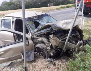 Accident grav. O persoană încarcerată