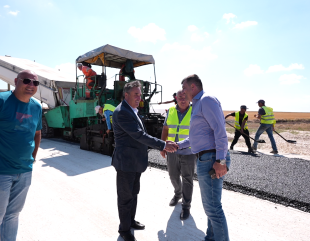 Lucrările la DJ 393 Albești – Coroana avansează cu repeziciune