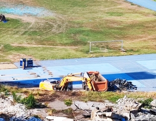 Societatea care demolează stadionul Farul, amendată