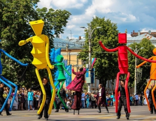 Ultimul weekend al lunii iulie aduce la Constanța SEASTREET – Festival Internațional de Teatru de Stradă