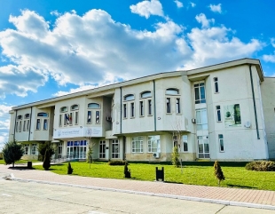 Studenți din toată țara vor studia taluzul Mării Negre în cadrul școlii de vară la Universitatea Ovidiu Constanța