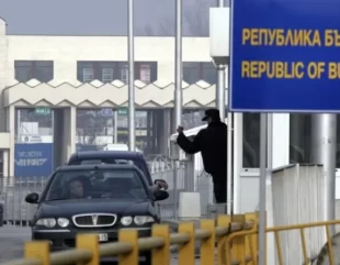 Recomandări ale polițiștilor de frontieră pentru turiștii care își petrec minivacanța de Sf. Maria în străinătate