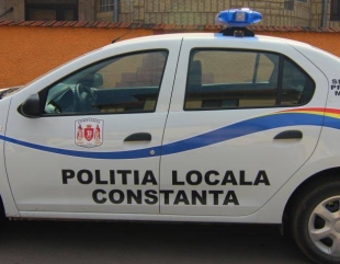 Poliția Locală a pierdut procesul cu femeia a cărei mașină a fost ridicată din parcarea unui complex comercial
